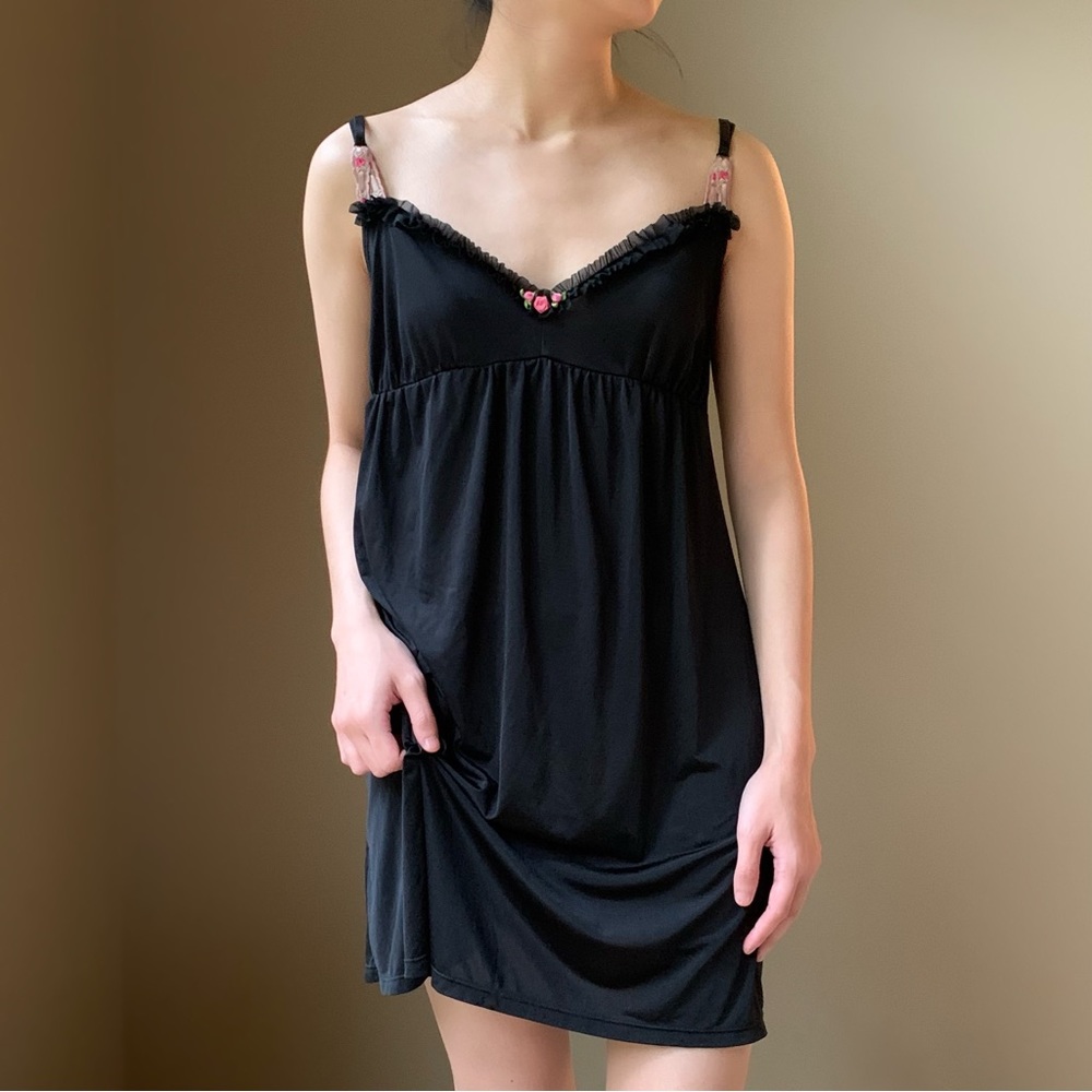 Betsy Johnson black stretchy satin nightie size L